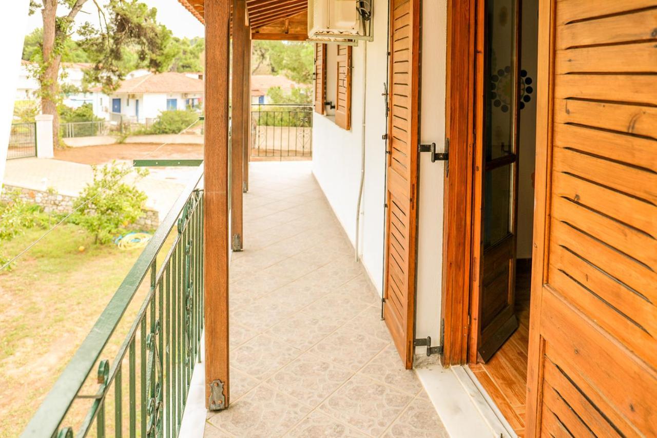 Sunset Studios & Apartments Кукунарис Экстерьер фото