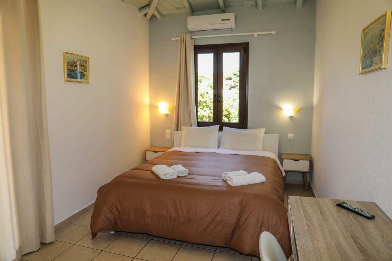 Sunset Studios & Apartments Кукунарис Экстерьер фото